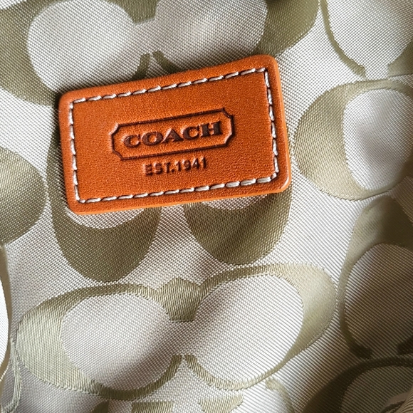 Coach green suede bucket hat size small - Picture 4 of 6